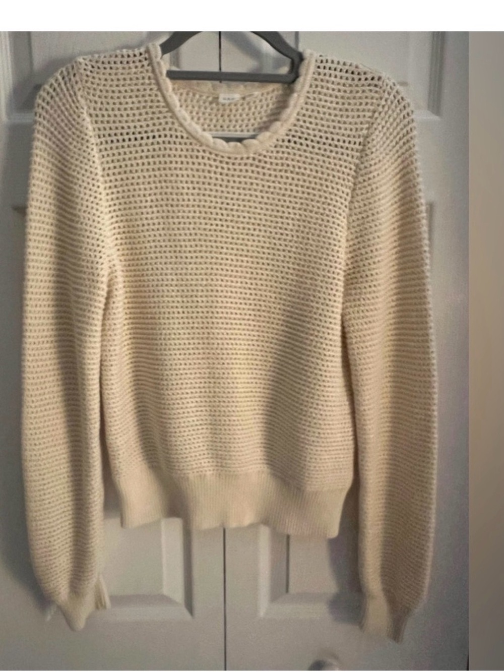 Cream Knit Long-Sleeve Sweater - Women's Cozy Pullover - GAP  -Open Weave